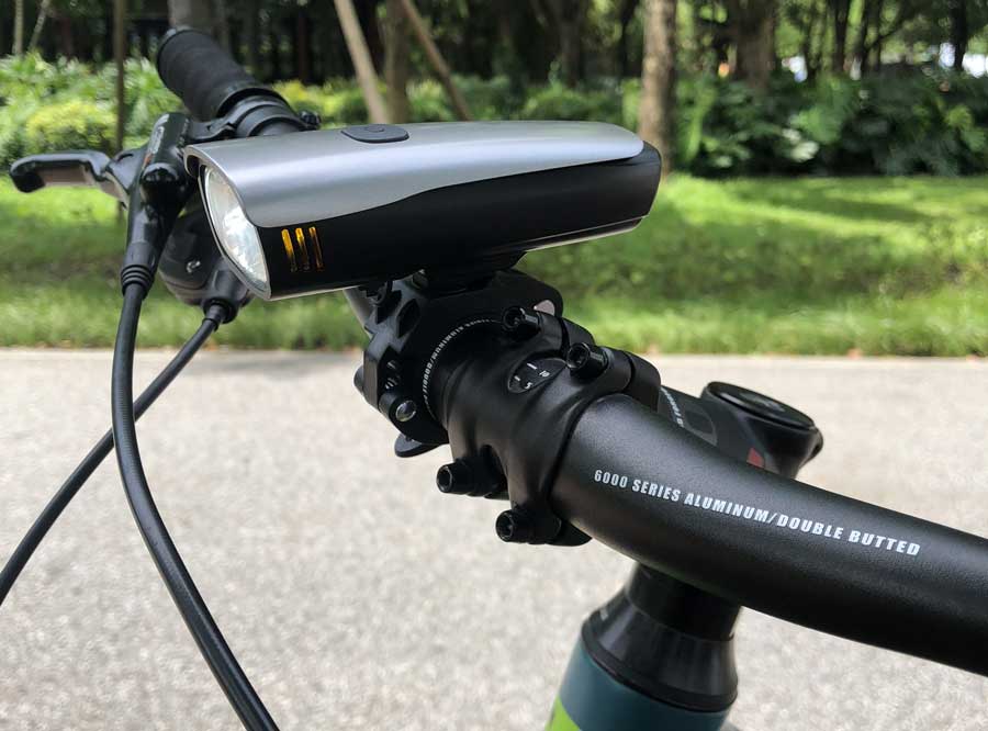 LF-10自行车灯LED USB可充电自行车前灯太阳集团0638